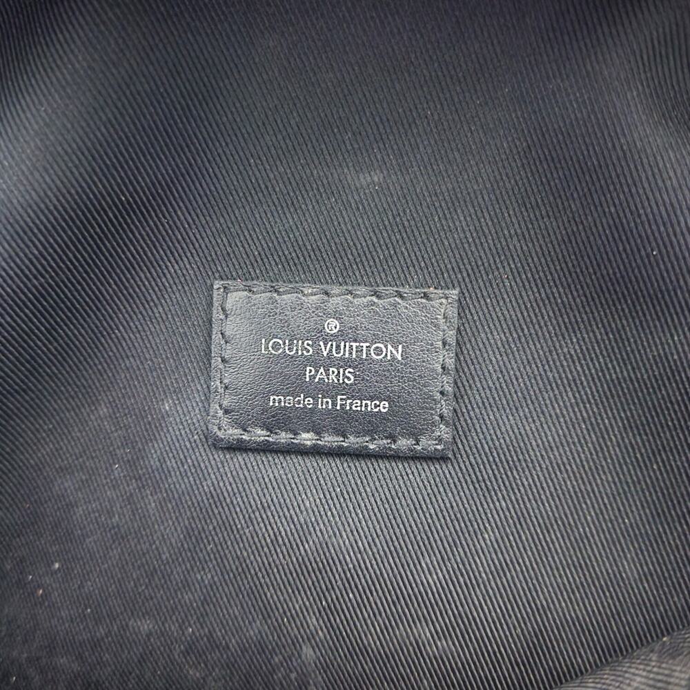 Louis Vuitton Damier Graphite Campus Bumbag Black Preloved - Picture 9 of 10